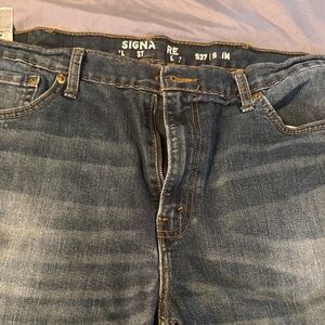 Levi's Men’s Relaxed Medium Blue Denim Jeans